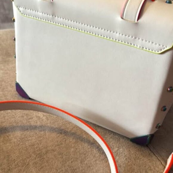 Manhattan Medium Contrast-Trim Leather Satchel - Picture 3 of 4